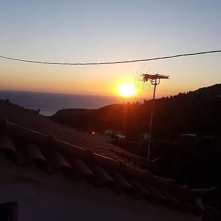 To Palio Kamini בית נופש